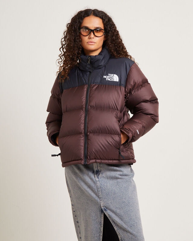 The North Face 96 Retro Nuptse Jkt W Coal Brown NF0A3XEOLOS