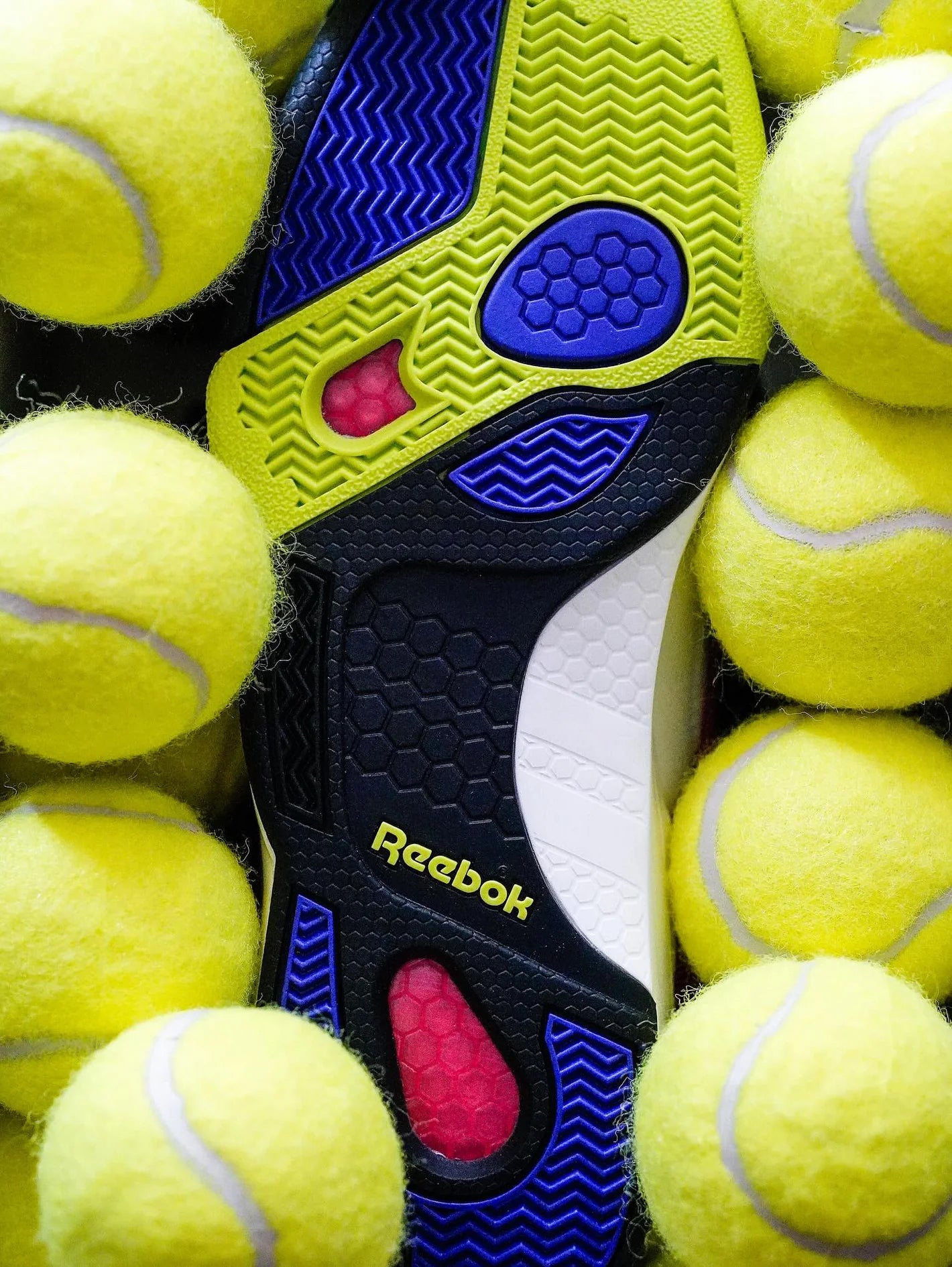 Reebok Court Victory Pump White/Black/Purple 100203236