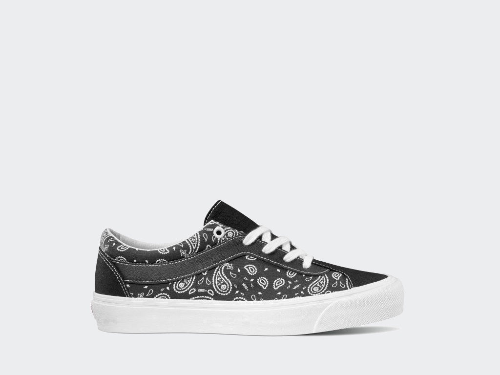 Vans Bold NI Paisley Black/White VNA3WLP42L.BLK CLEARANCE